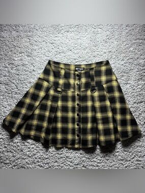 HOT TOPIC SKIRT Womens Extra Small Mini Plaid Pleated Snap Button Alt D Rings